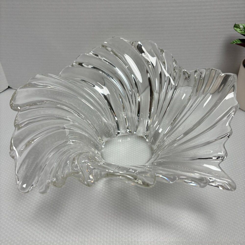 MIKASA BELE EPOCHE Swirl, Contemporary Style Art Glass, Large Centerpiece Bowl - Picture 1 of 4